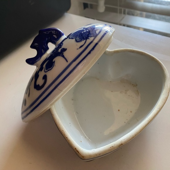 Jewelry box - Picture 3 of 4